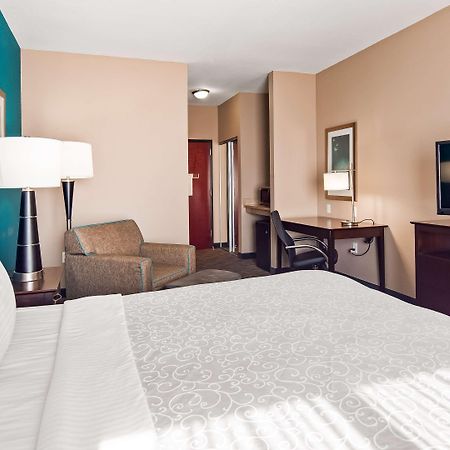 Best Western Plus Hiawatha Hotel Bagian luar foto