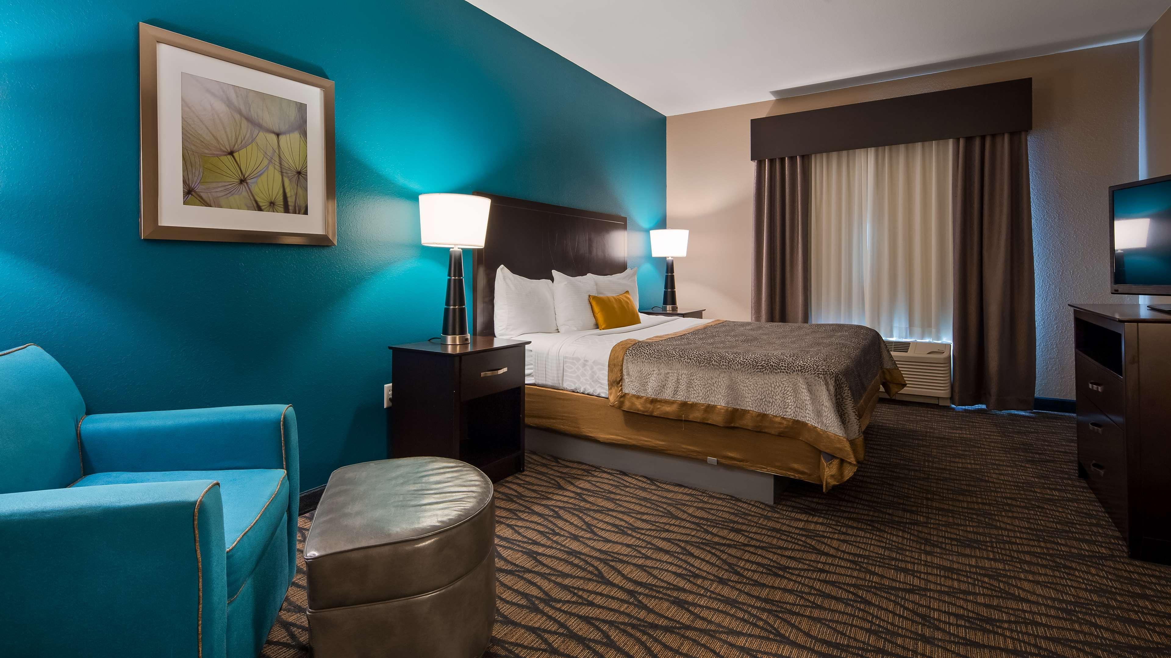 Best Western Plus Hiawatha Hotel Bagian luar foto