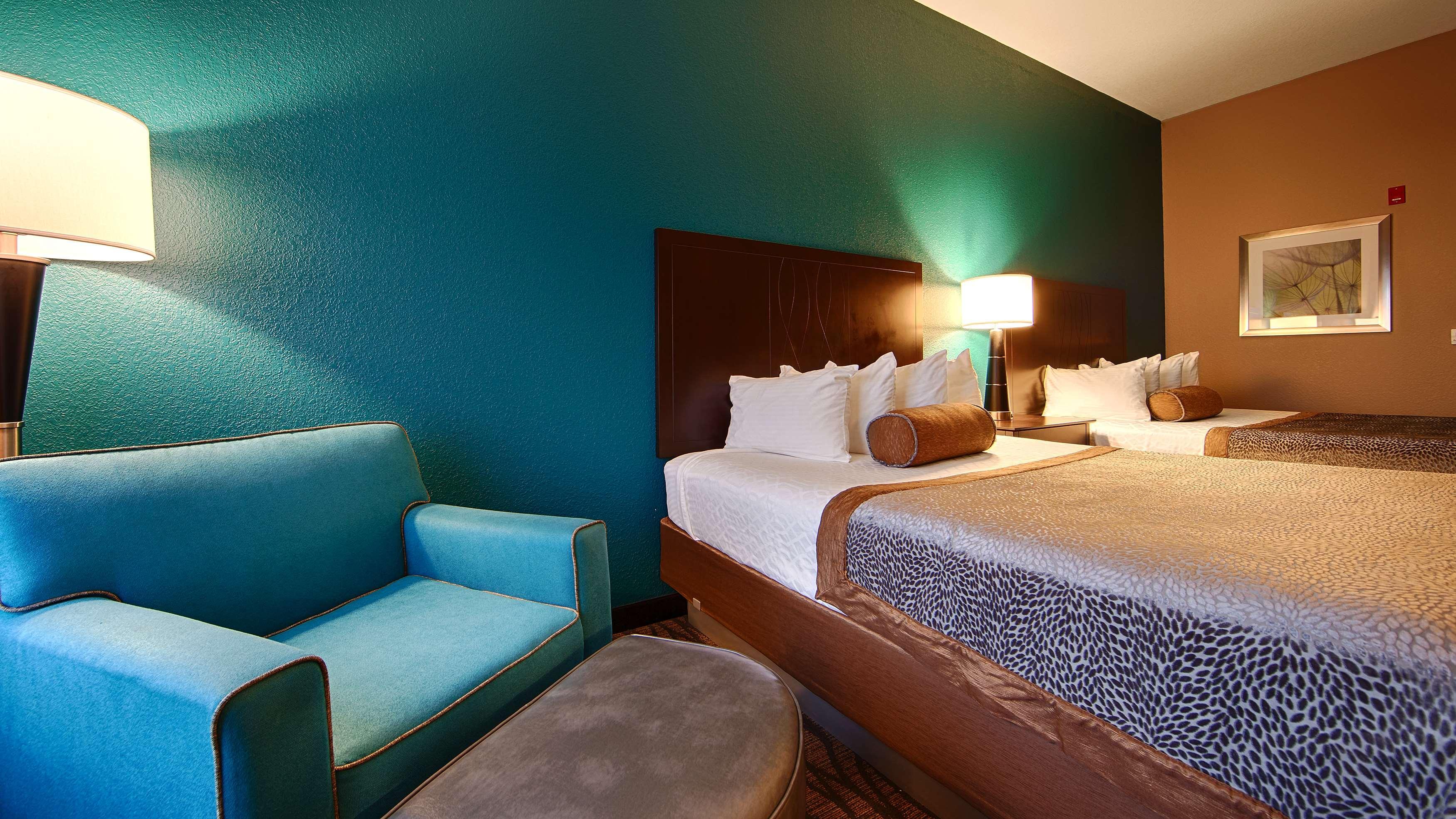 Best Western Plus Hiawatha Hotel Bagian luar foto