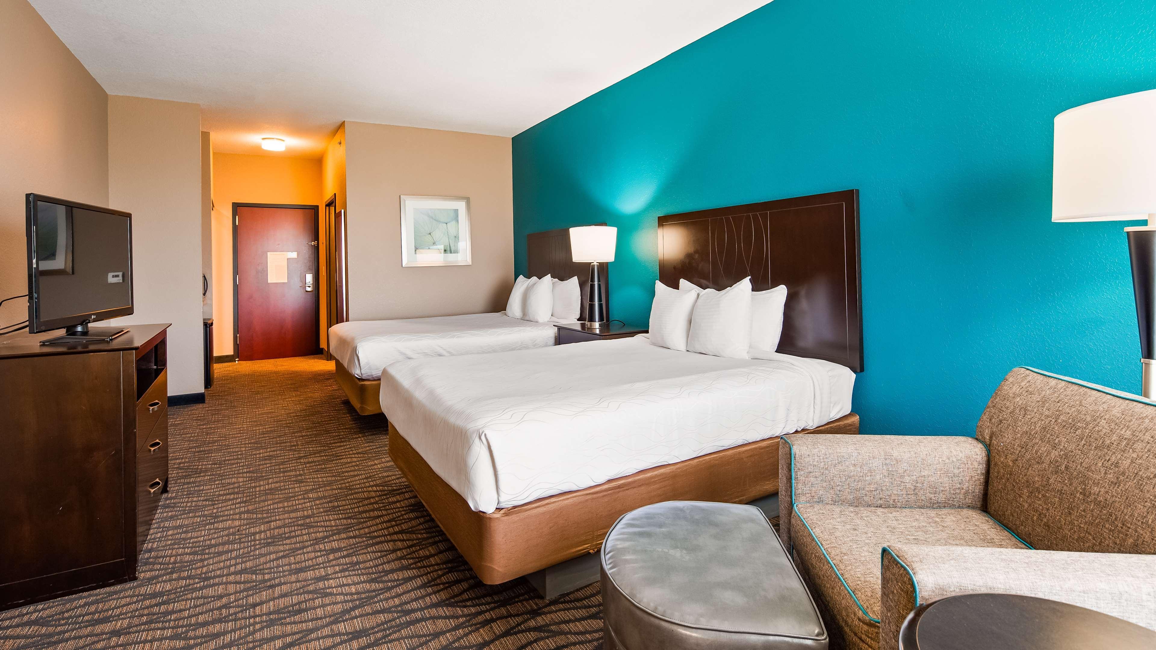 Best Western Plus Hiawatha Hotel Bagian luar foto