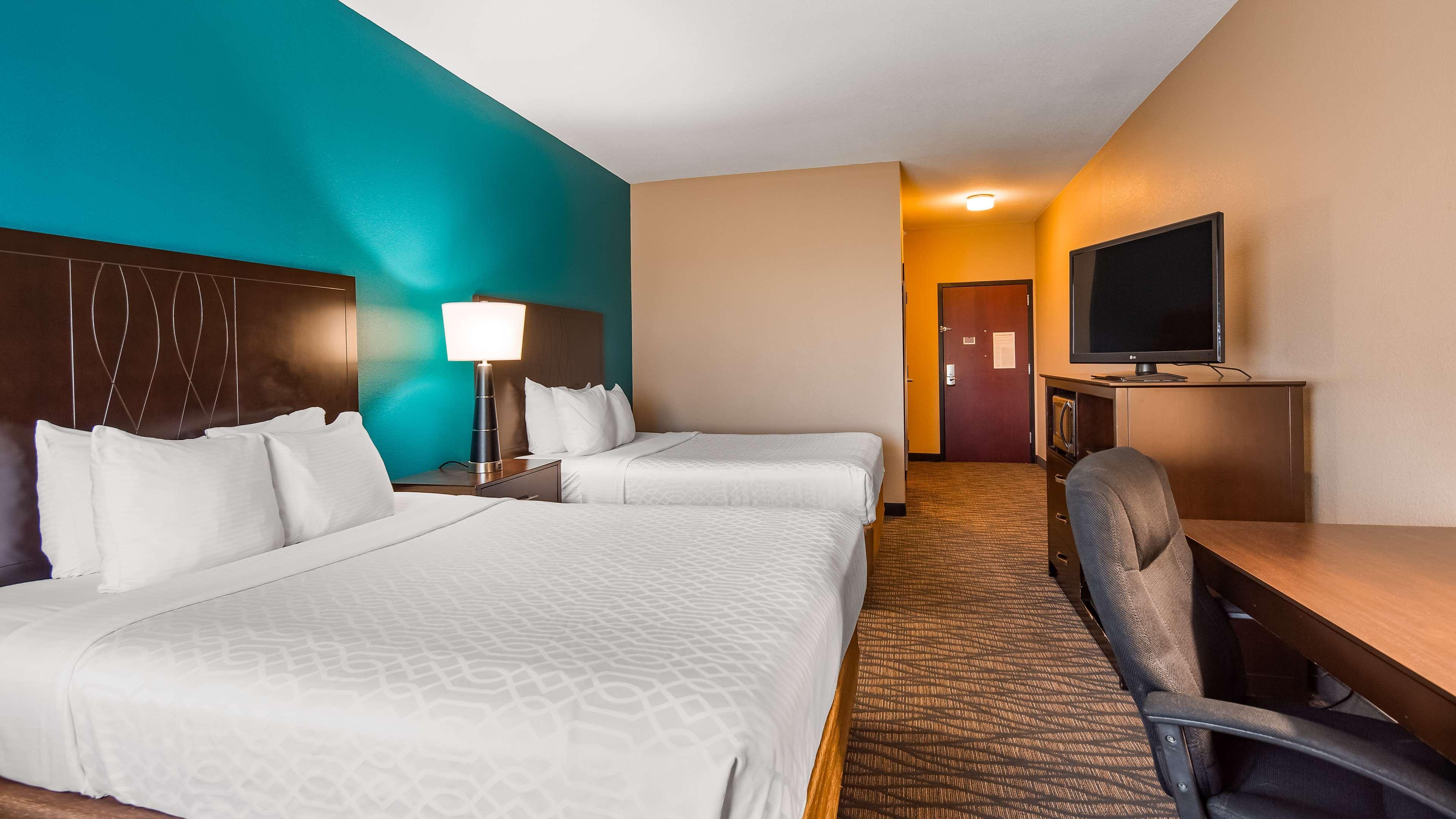 Best Western Plus Hiawatha Hotel Bagian luar foto