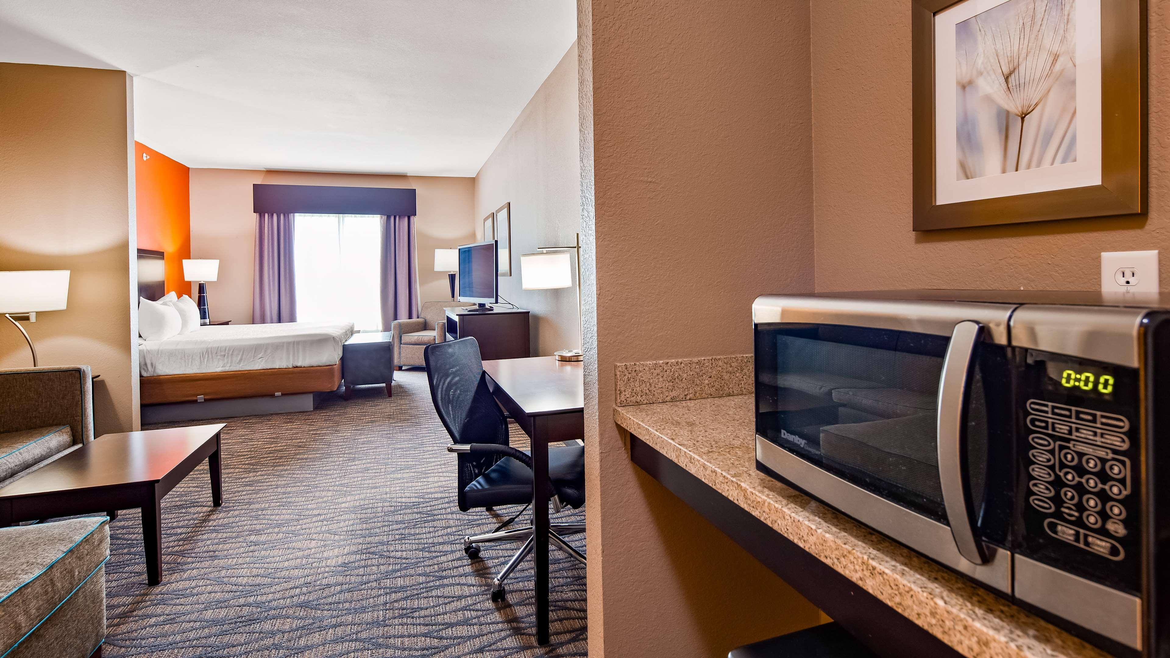 Best Western Plus Hiawatha Hotel Bagian luar foto