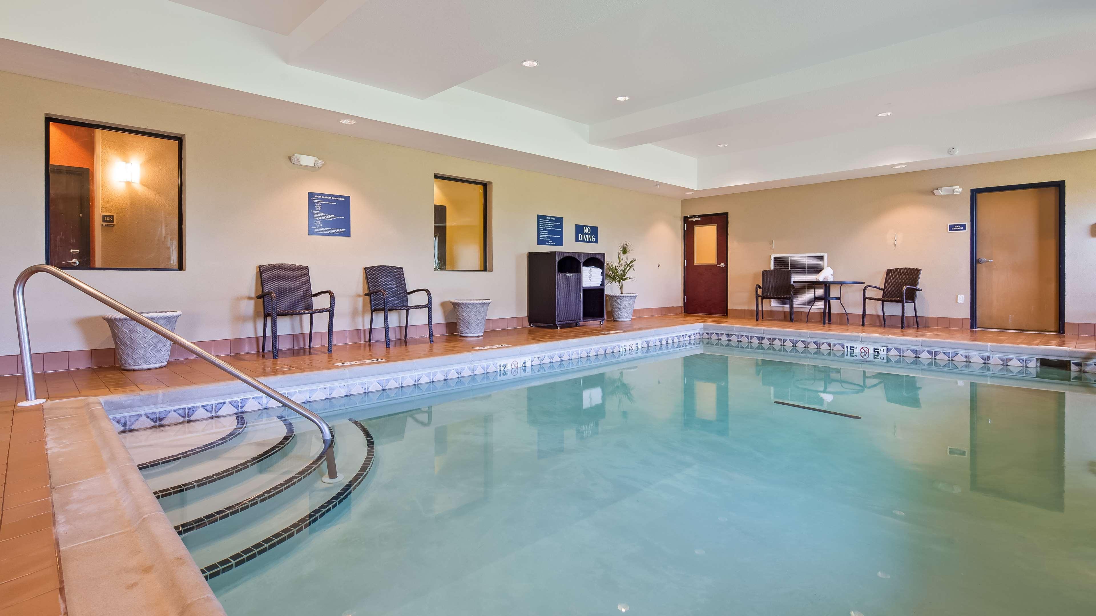 Best Western Plus Hiawatha Hotel Bagian luar foto