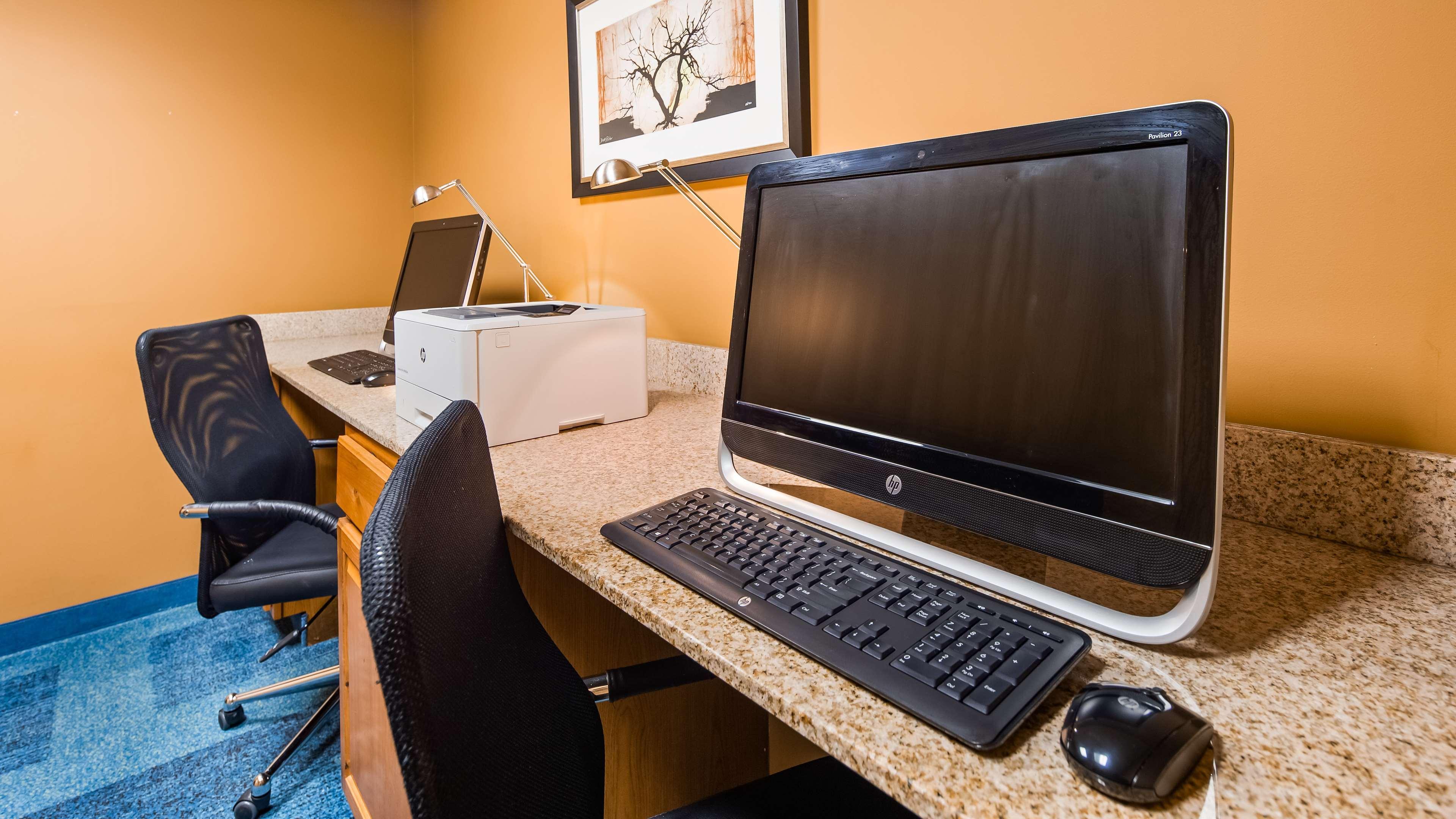 Best Western Plus Hiawatha Hotel Bagian luar foto